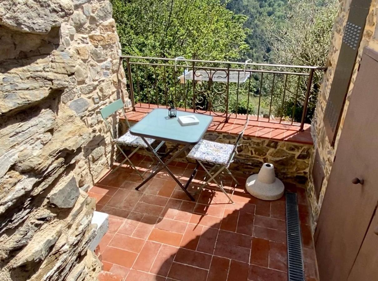 Апартаменты Casa Dell'Angelo Кастельнуово-ди-Магра Экстерьер фото
