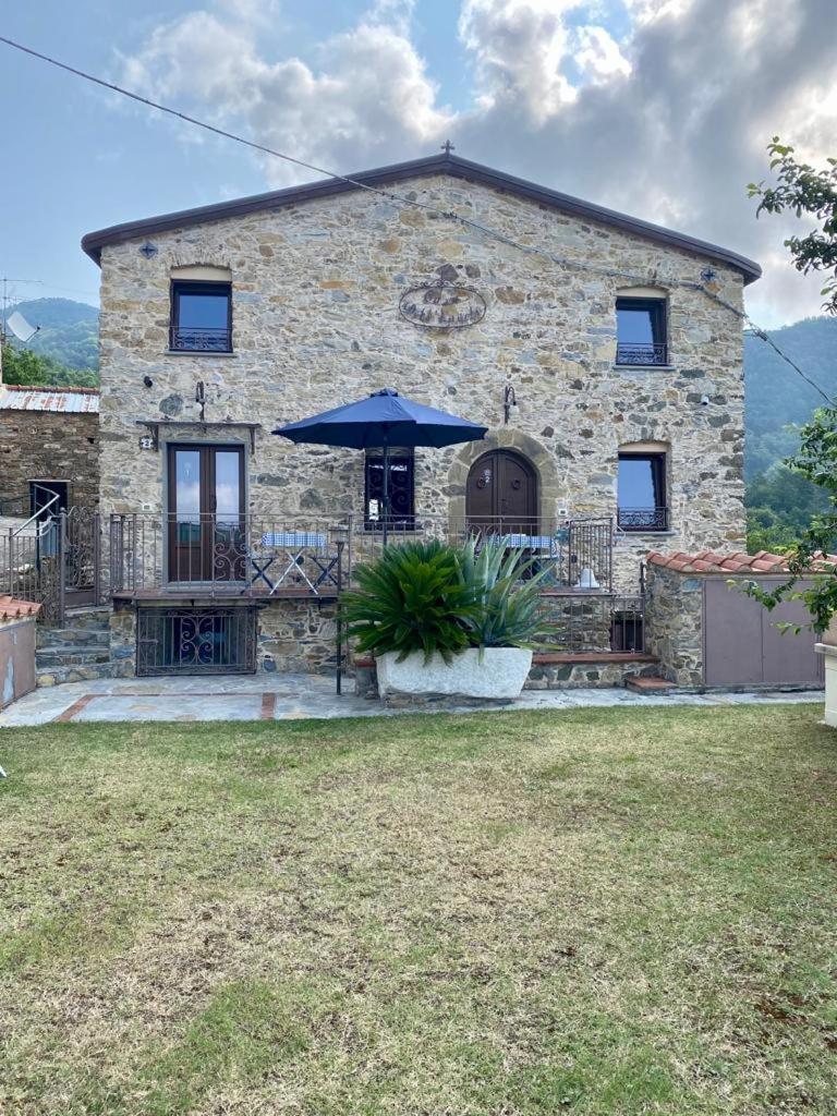 Апартаменты Casa Dell'Angelo Кастельнуово-ди-Магра Экстерьер фото